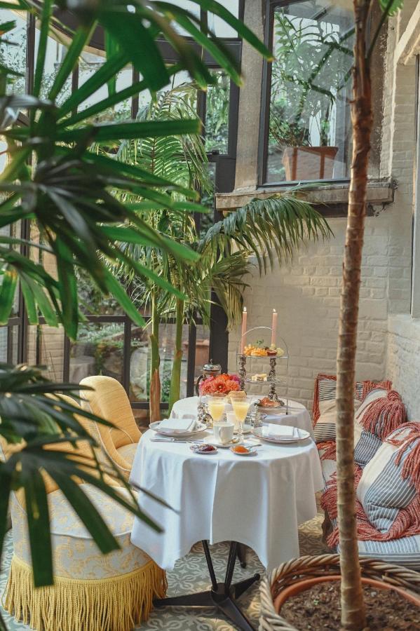 Flora Hotel Antwerp Exterior photo